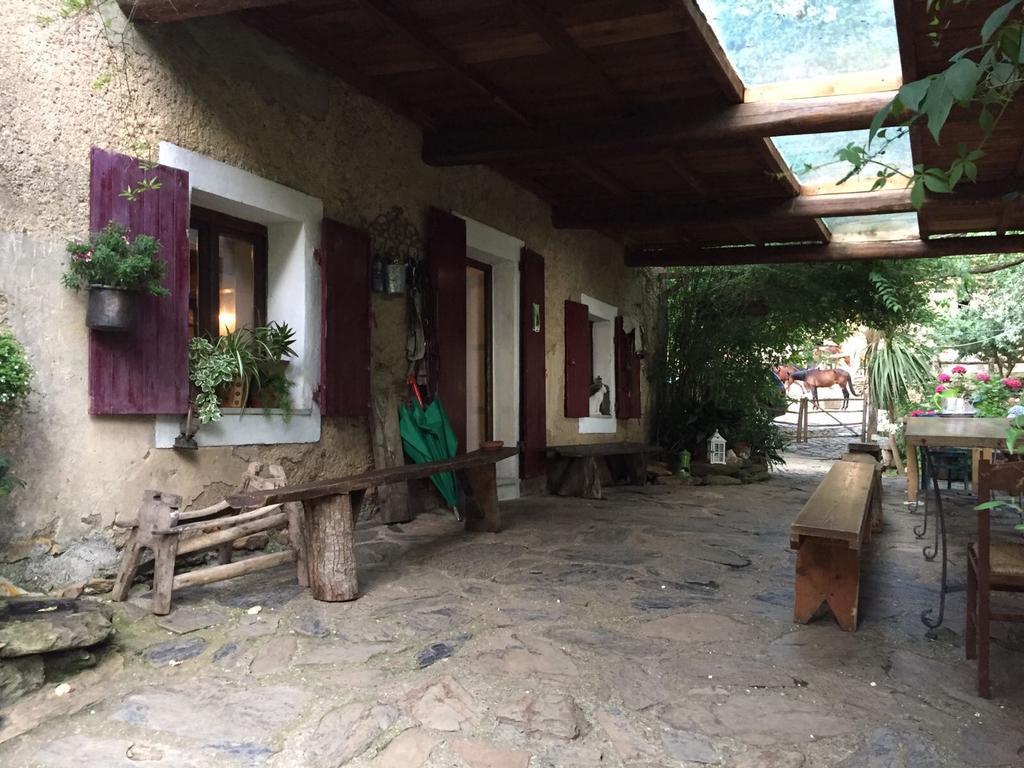 マッサ Centro Trekking A Cavallo Monte Brugianaゲストハウス エクステリア 写真